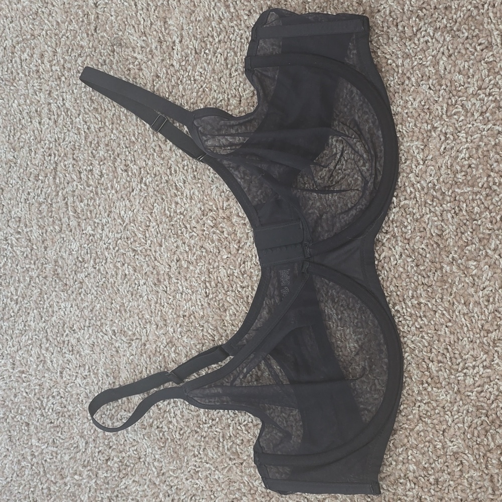 New SKIMS Ultra Fine Mesh Underwire Bra Tan Size 44C Black - Picture 2 of 3
